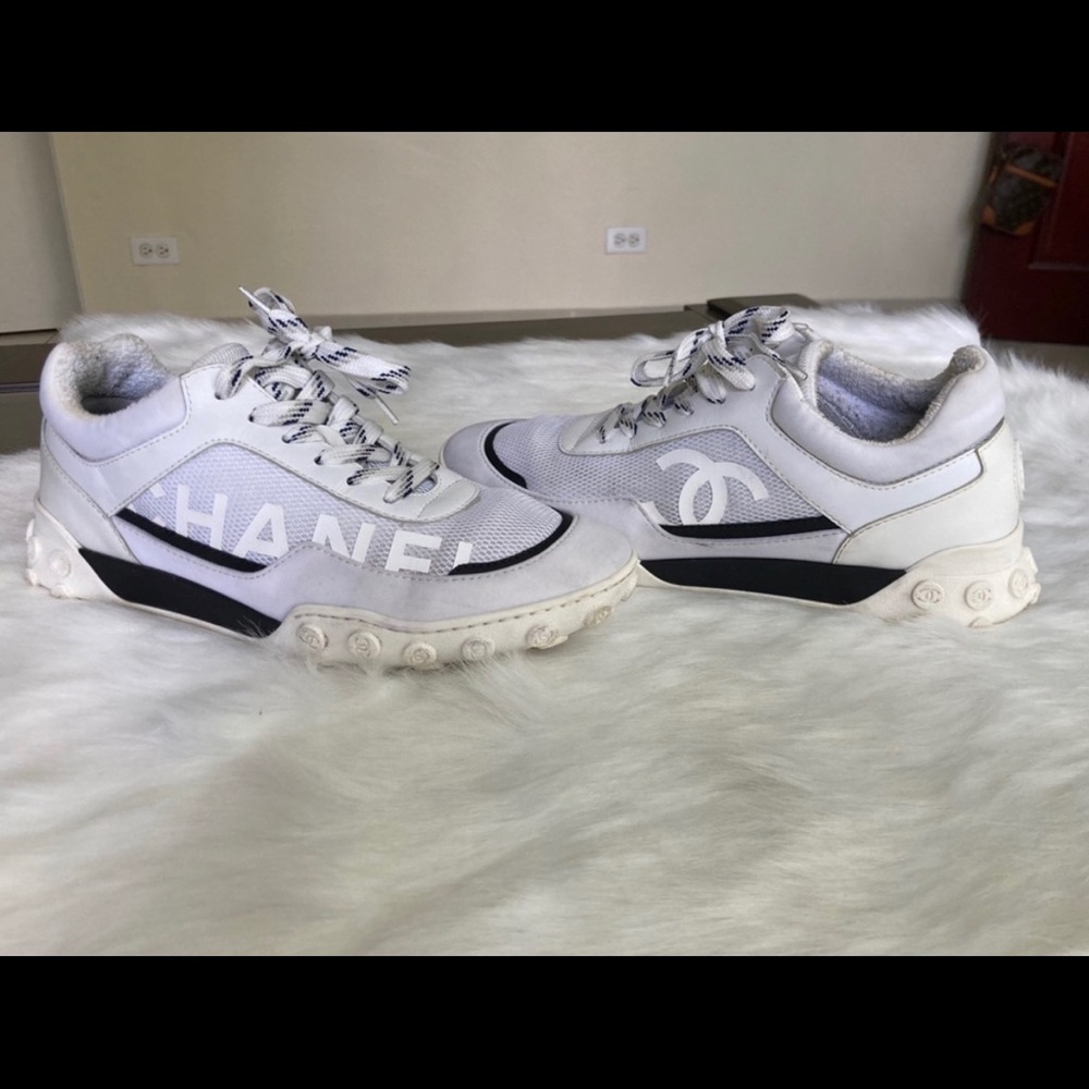 Authentic Chanel leather trainers size 39